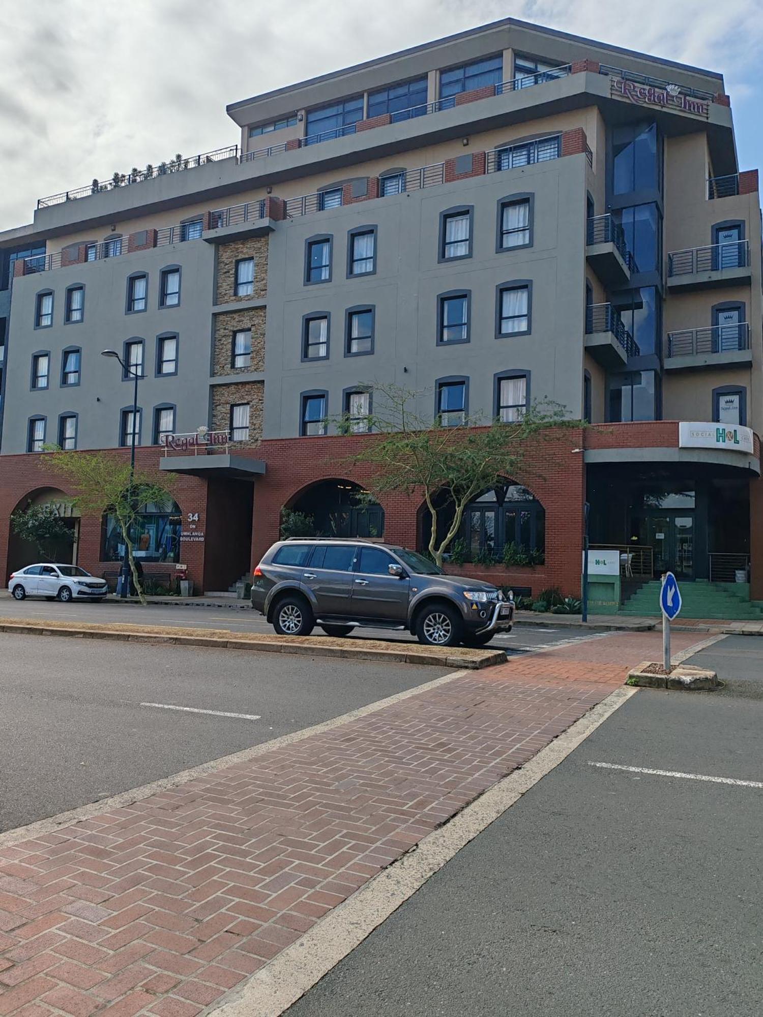 Regal Inn Umhlanga Gateway Durban Exterior foto